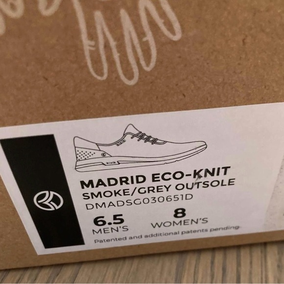 Brand new Kizik hands-free shoes in grey unisex (women’s 8/men’s 6.5) - Picture 3 of 3